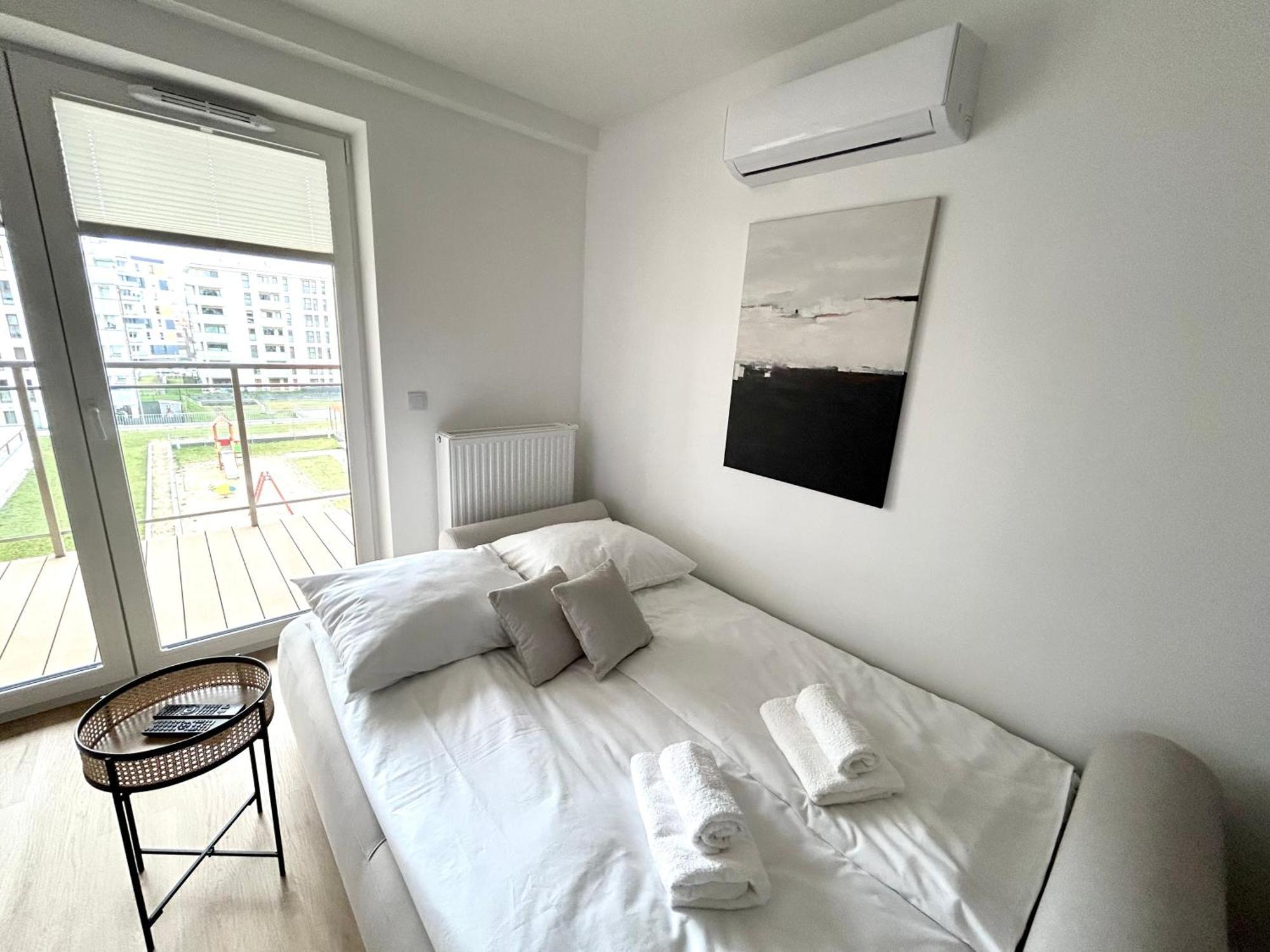 Apartament Lina Koralowa Samodzielne Zameldowanie Self Check-In Lublin Exterior foto